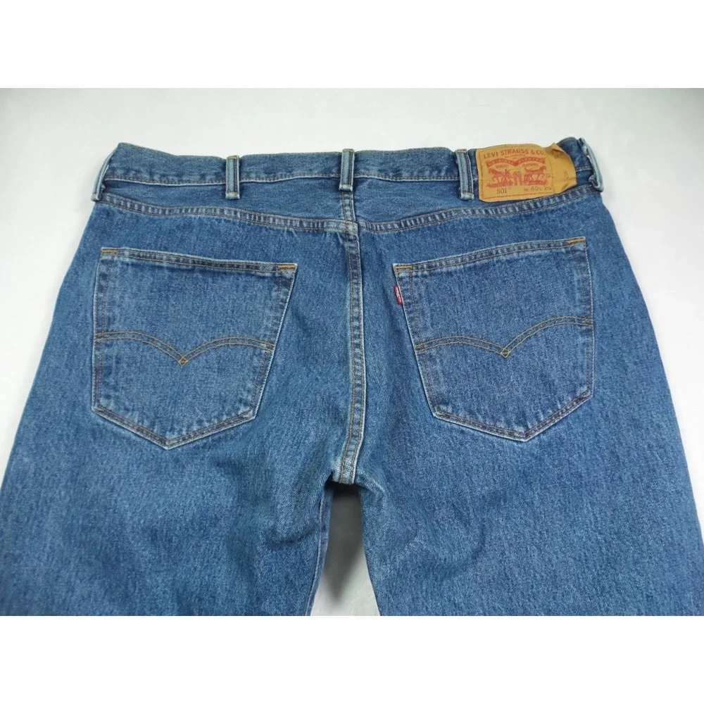 Levis 501 Jeans Mens Size 40 x 30 Blue Denim Classic Button Fly Straight Leg‎